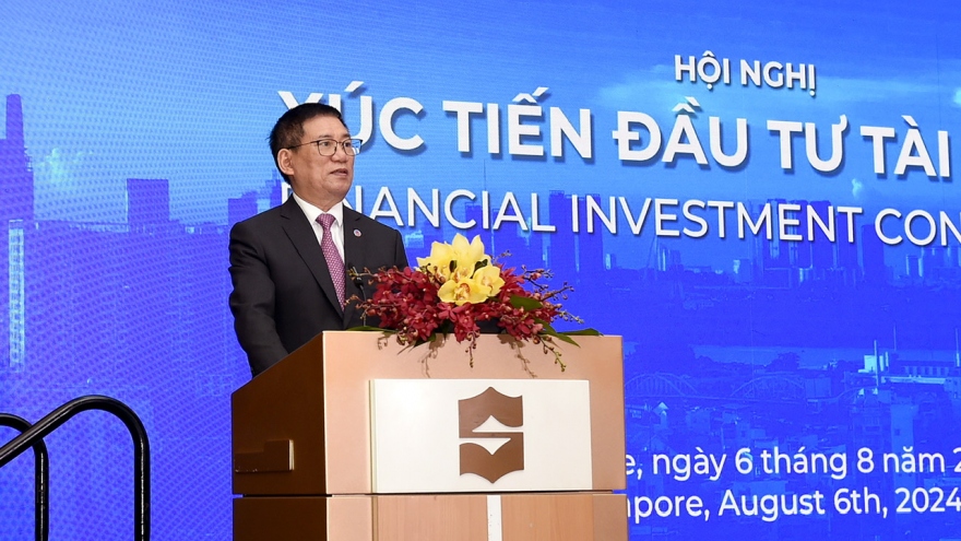 Finance Minister introduces Vietnam’s stock market potential in Singapore